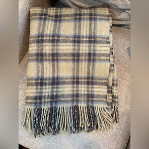 L. L Bean 100% Virgin Wool Green Blue Plaid Vintage Throw Blanket